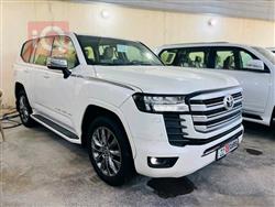 تۆیۆتا لاند کروزەر